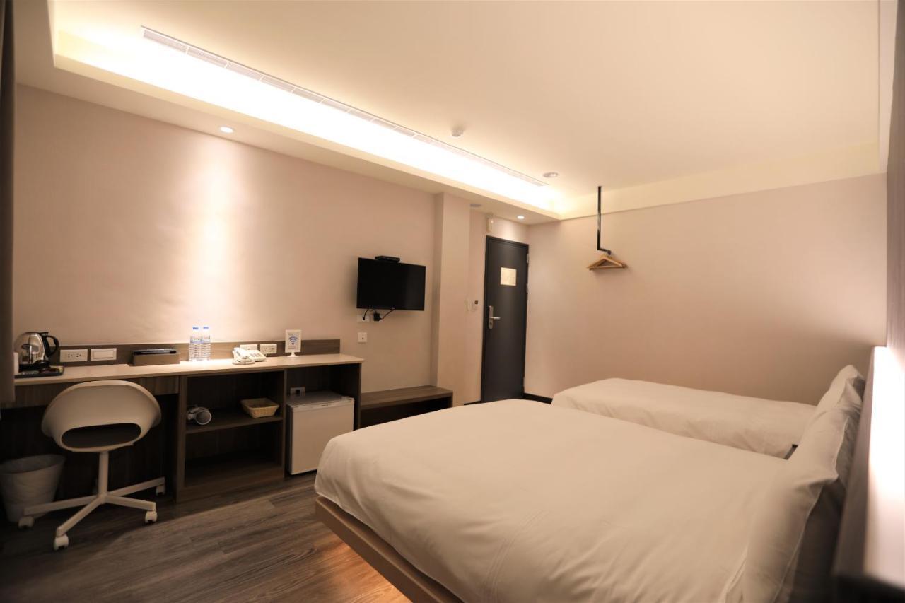 Chair Man Hotel Đài Bắc Ngoại thất bức ảnh