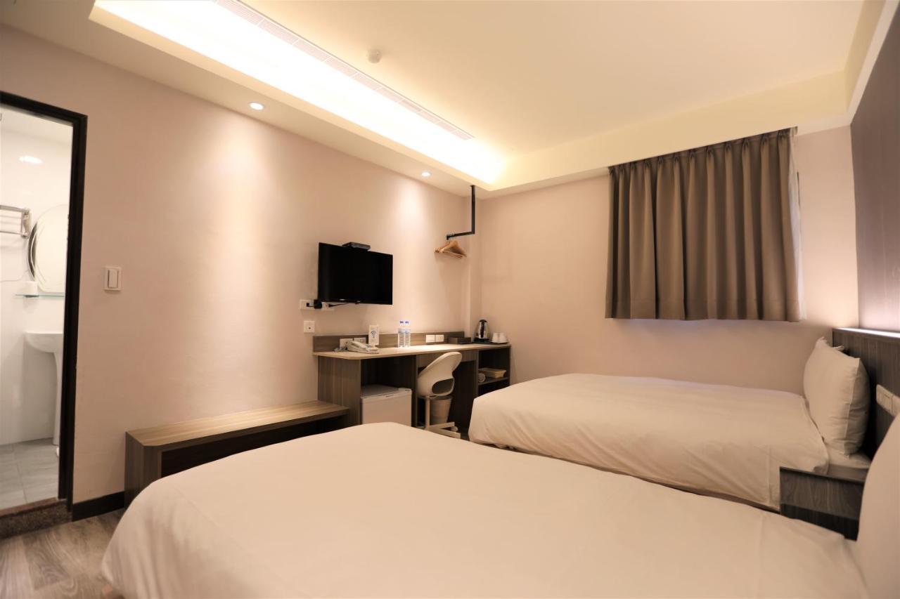 Chair Man Hotel Đài Bắc Ngoại thất bức ảnh