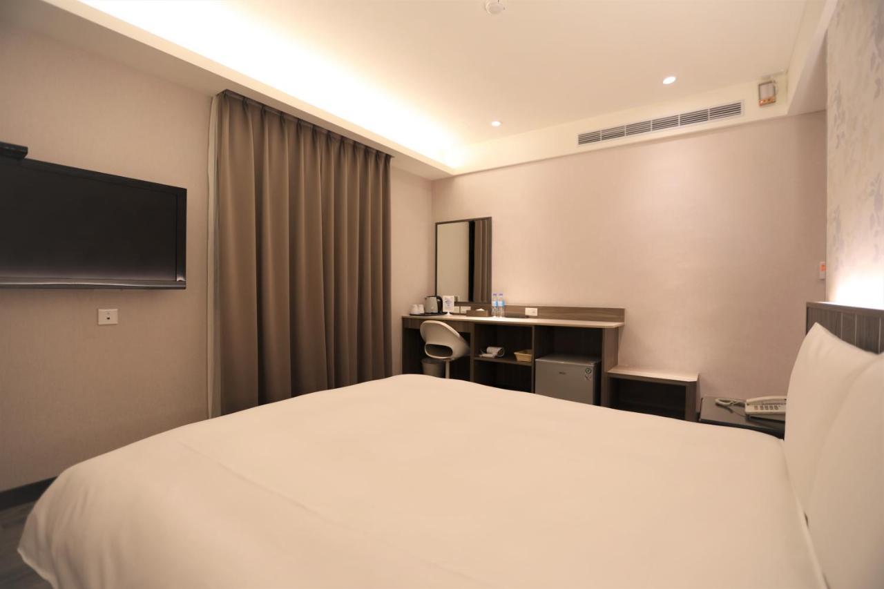 Chair Man Hotel Đài Bắc Ngoại thất bức ảnh