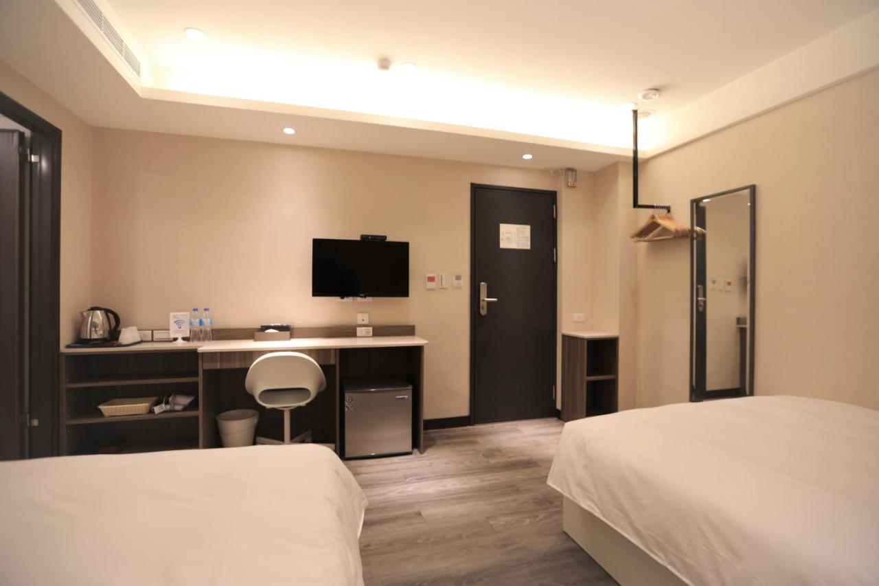 Chair Man Hotel Đài Bắc Ngoại thất bức ảnh